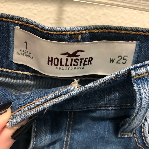 Hollister High Waisted Jean Shorts - Picture 2 of 5